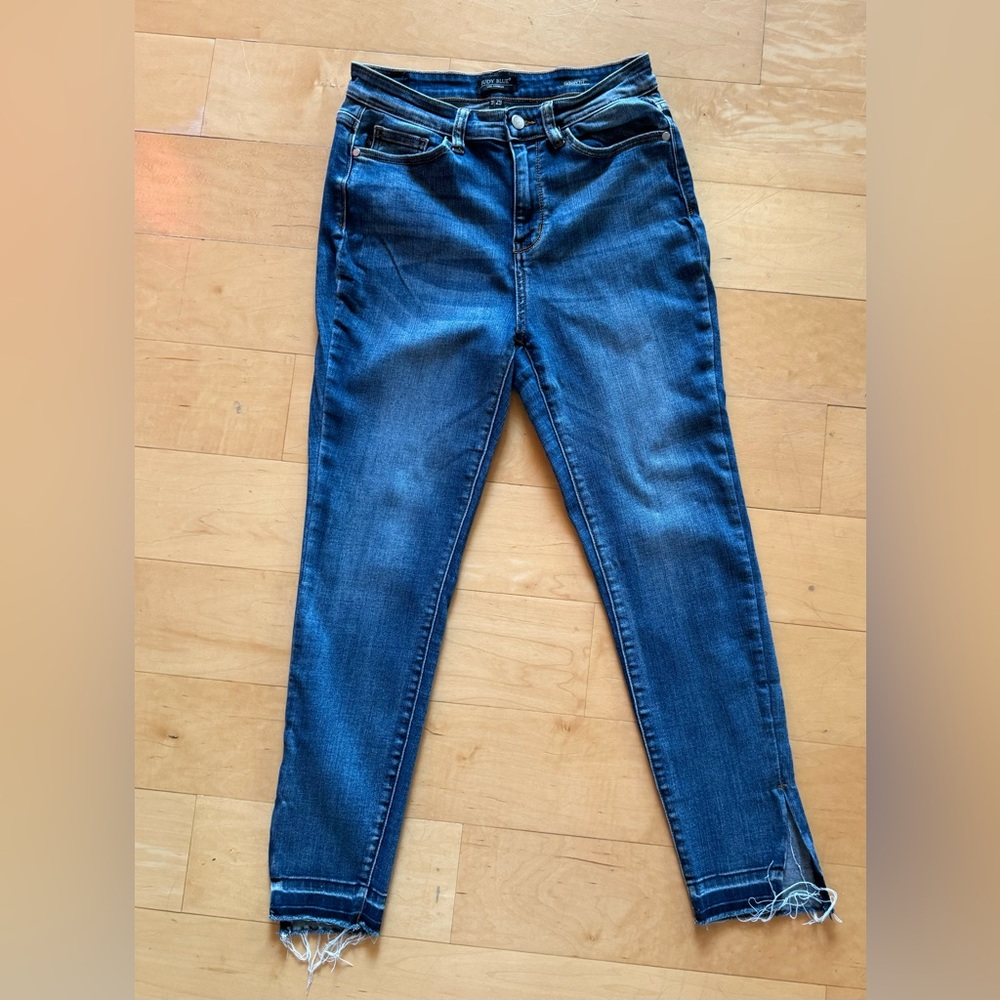 Judy Blue Release Hem Side Slit Skinny Fit Non-distressed Jeans